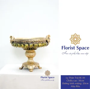 Alternative view of Ly thân trái bí 30