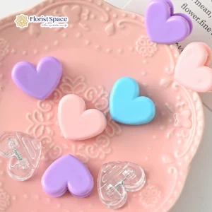 Alternative view of Kẹp Thiệp Nhựa - Tim