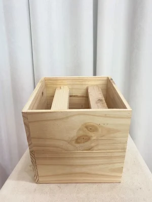 Alternative view of Hộp Vuông Trơn